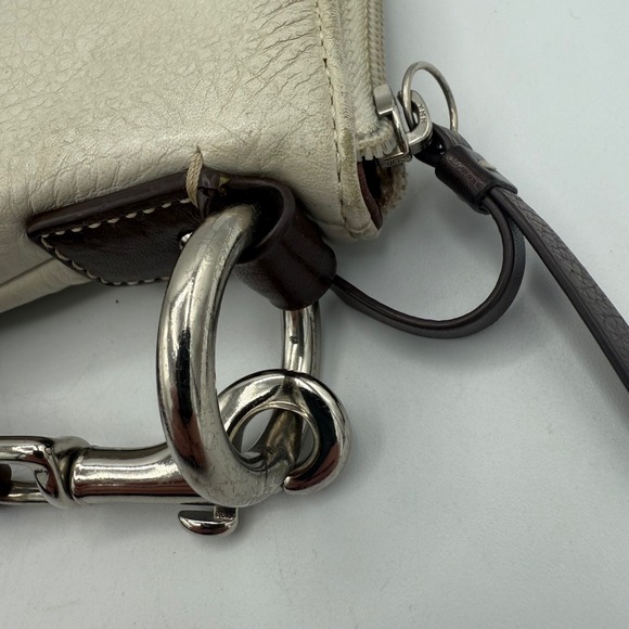 Coach Leather Crossbody Bag Cream‎ Brown Trim Turn Lock Flap Shoulder Bag - Picture 4 of 9